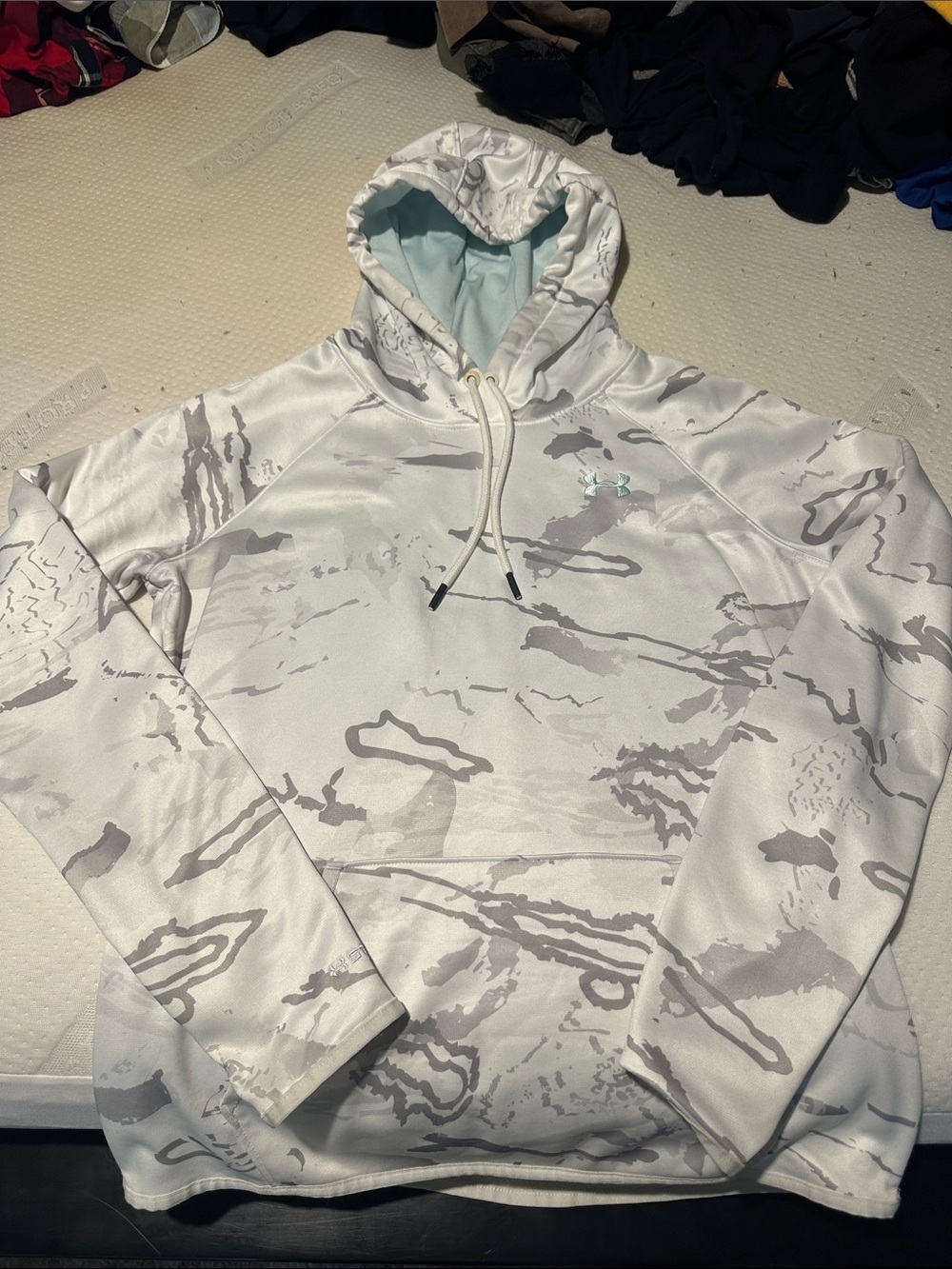 Under Armour White and Light Gray Camo Hooded Pullover